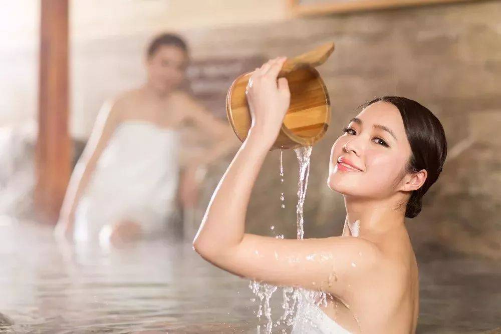 1750121399602578.jpg 1561532085744.jpg